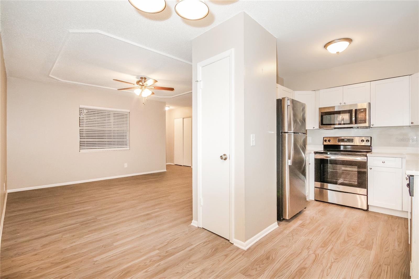 WINDING HOLLOW UNIT 1 - Residential Lease