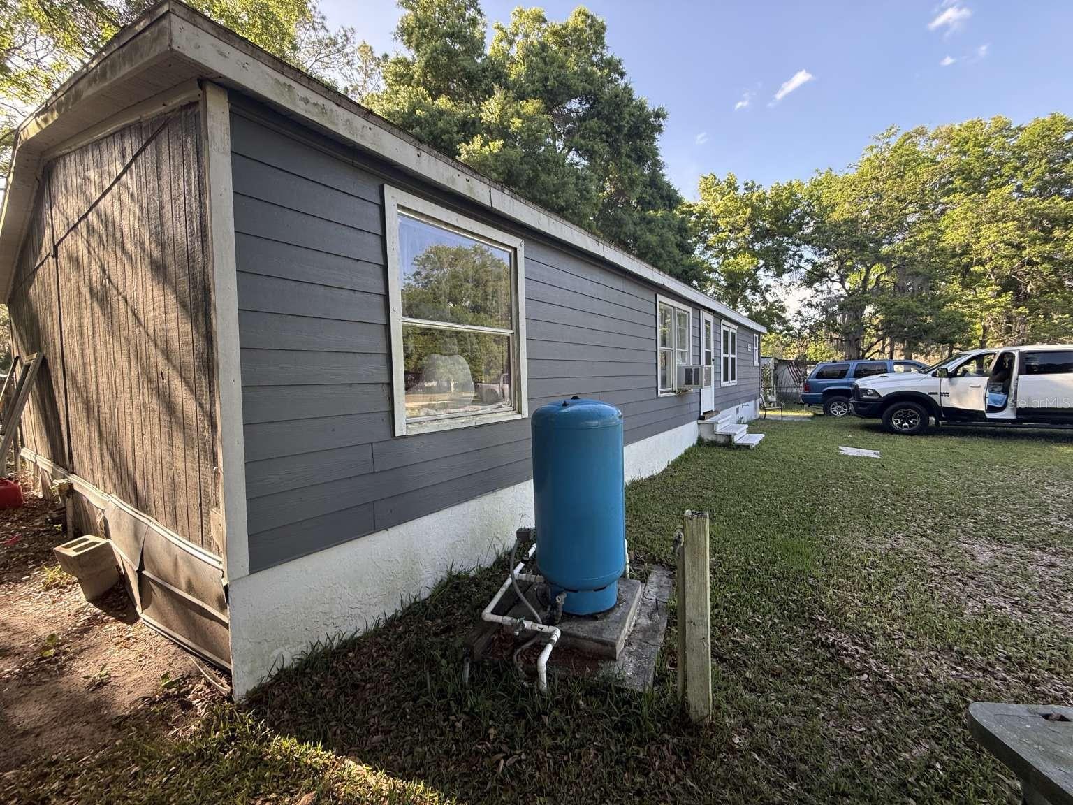 GOLDEN LANE - Residential