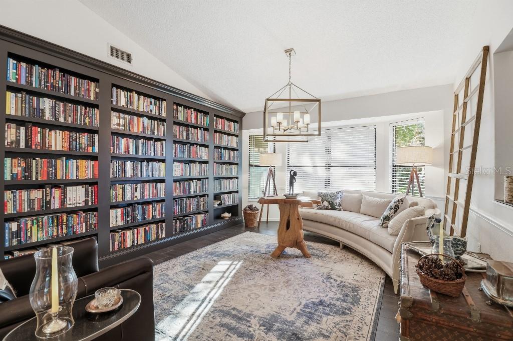 WOODLAND PARK - Residential