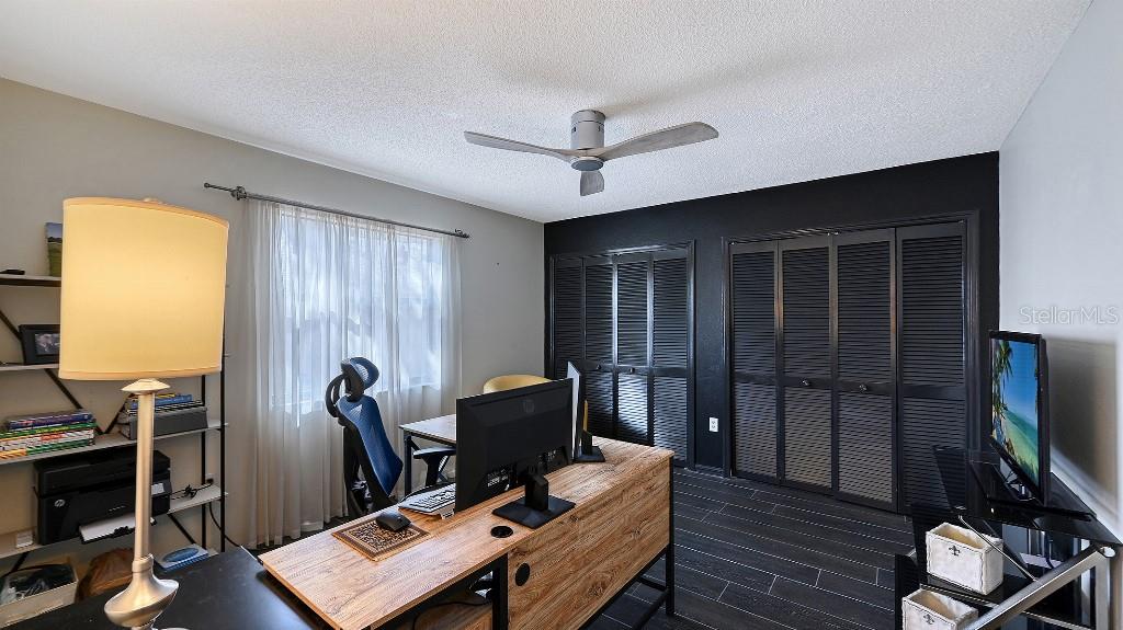 WOODLAND PARK - Residential