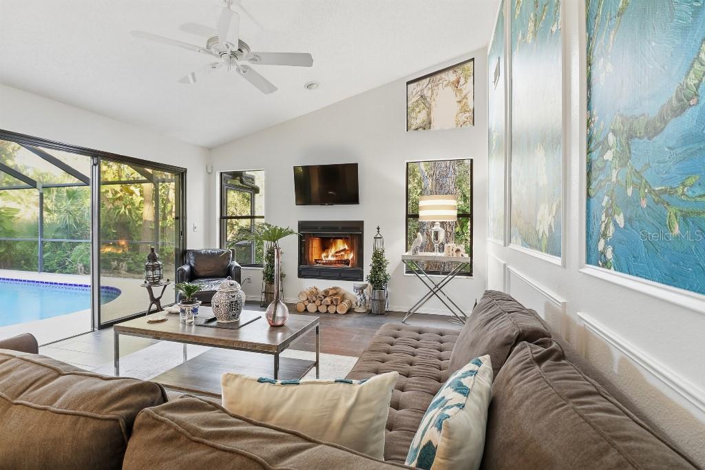 WOODLAND PARK - Residential