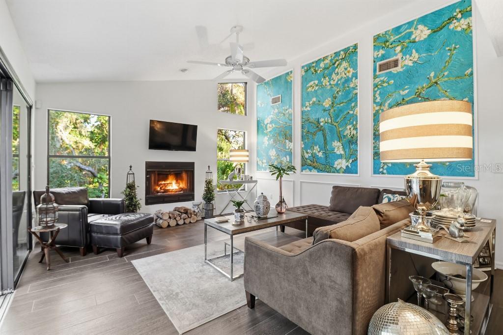 WOODLAND PARK - Residential