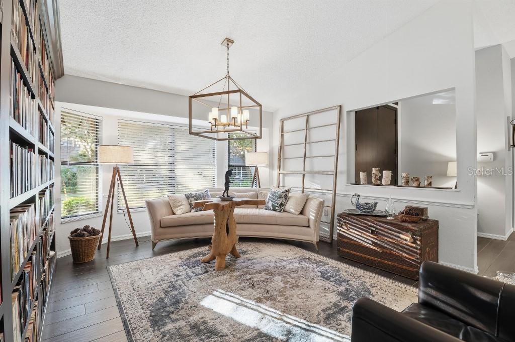 WOODLAND PARK - Residential