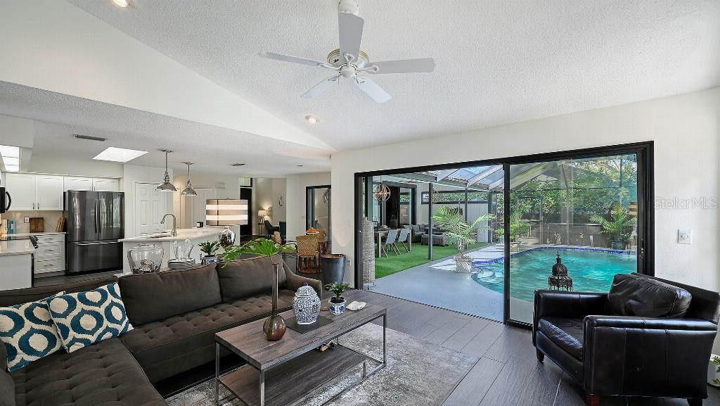 WOODLAND PARK - Residential