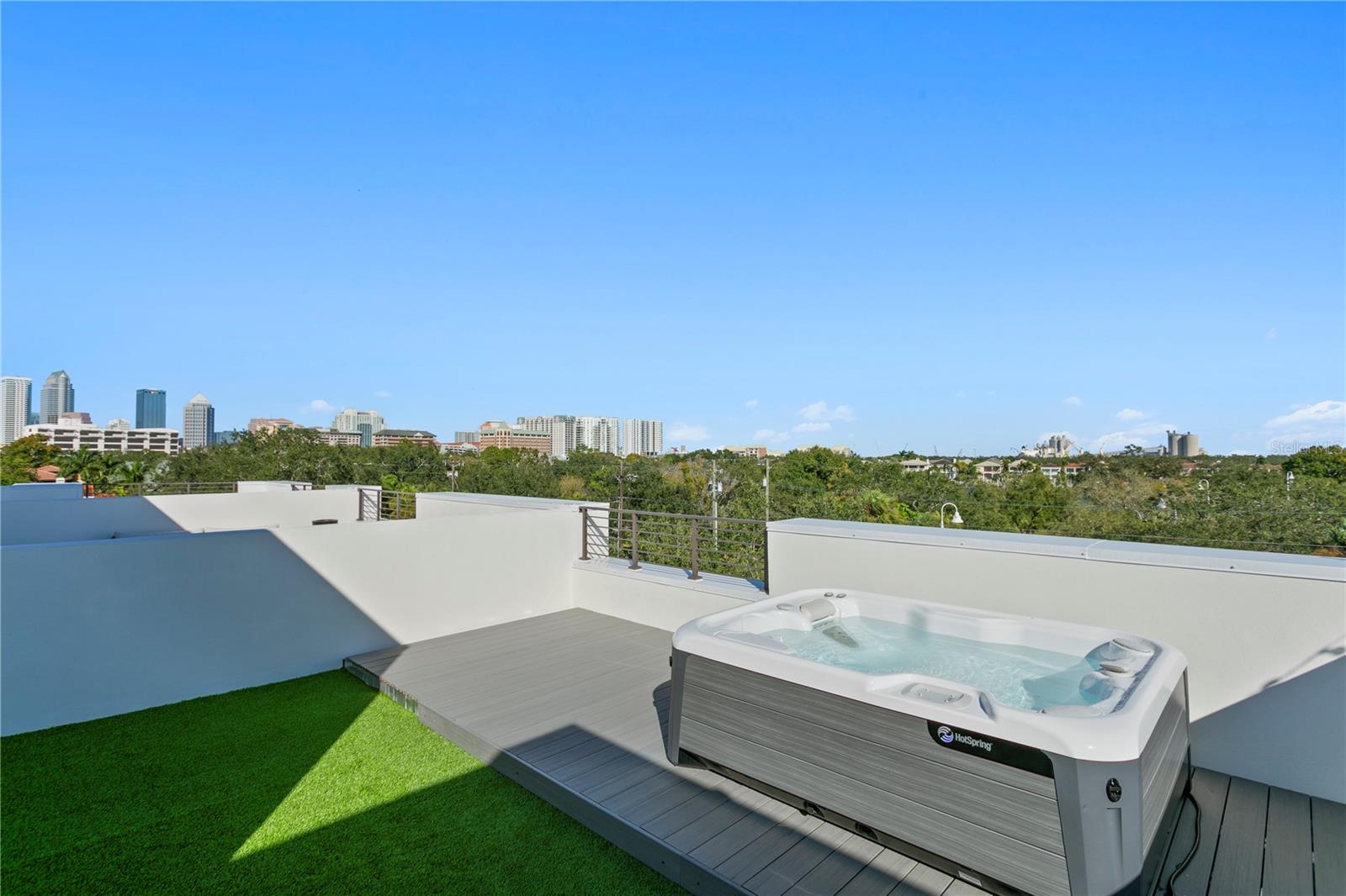 DAVIS ISLAND TWNHMS - Residential