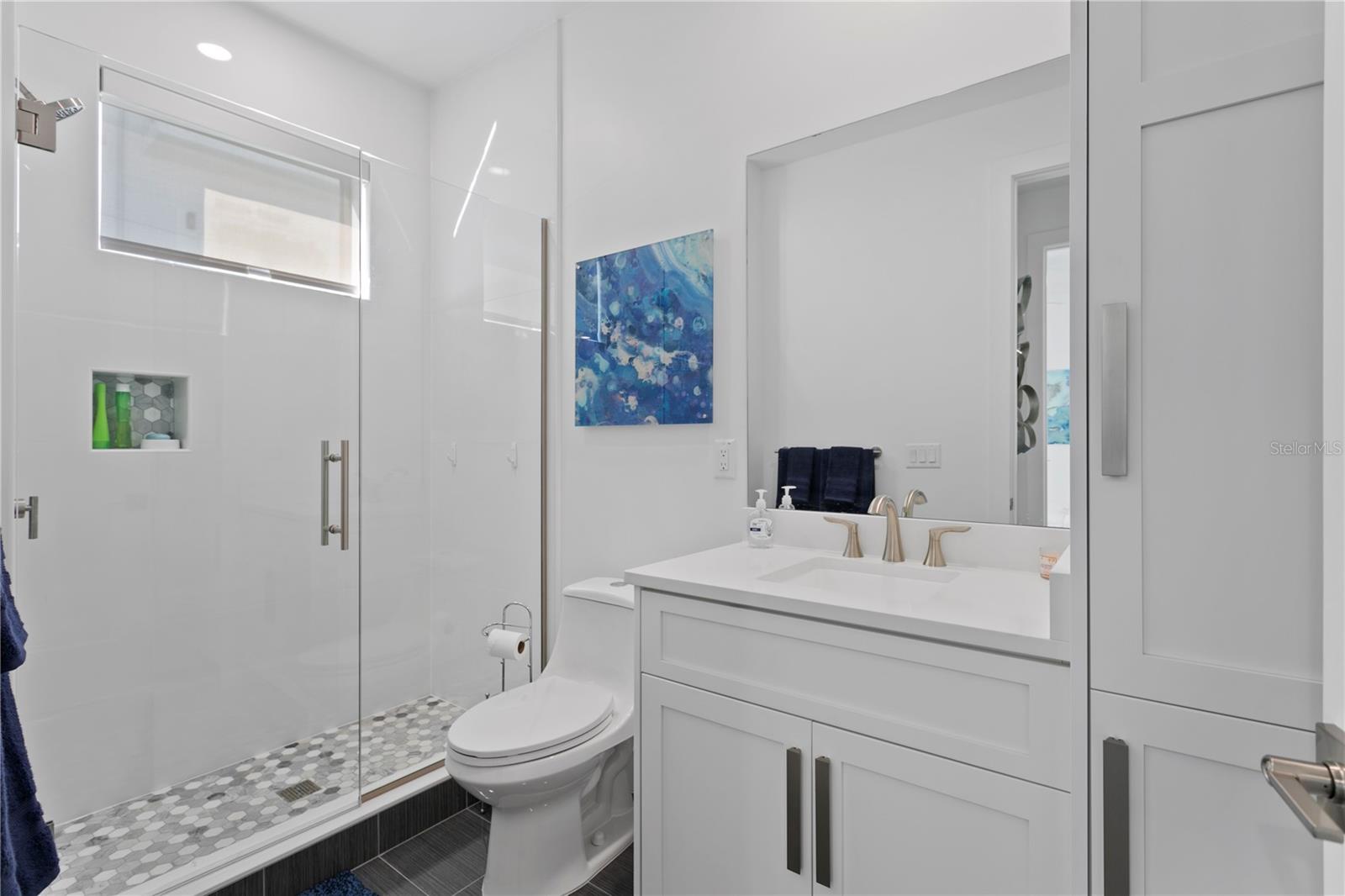 DAVIS ISLAND TWNHMS - Residential