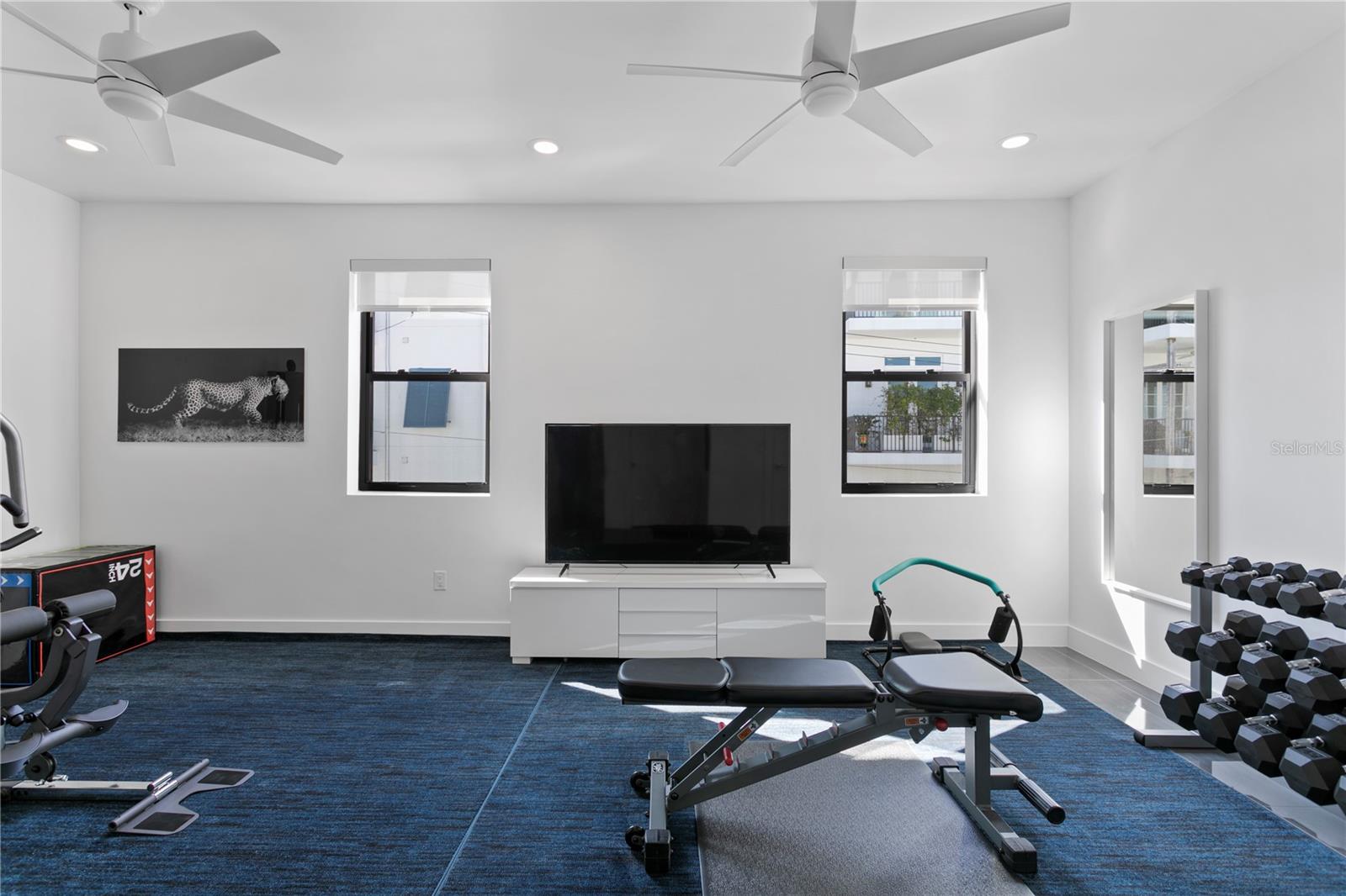 DAVIS ISLAND TWNHMS - Residential