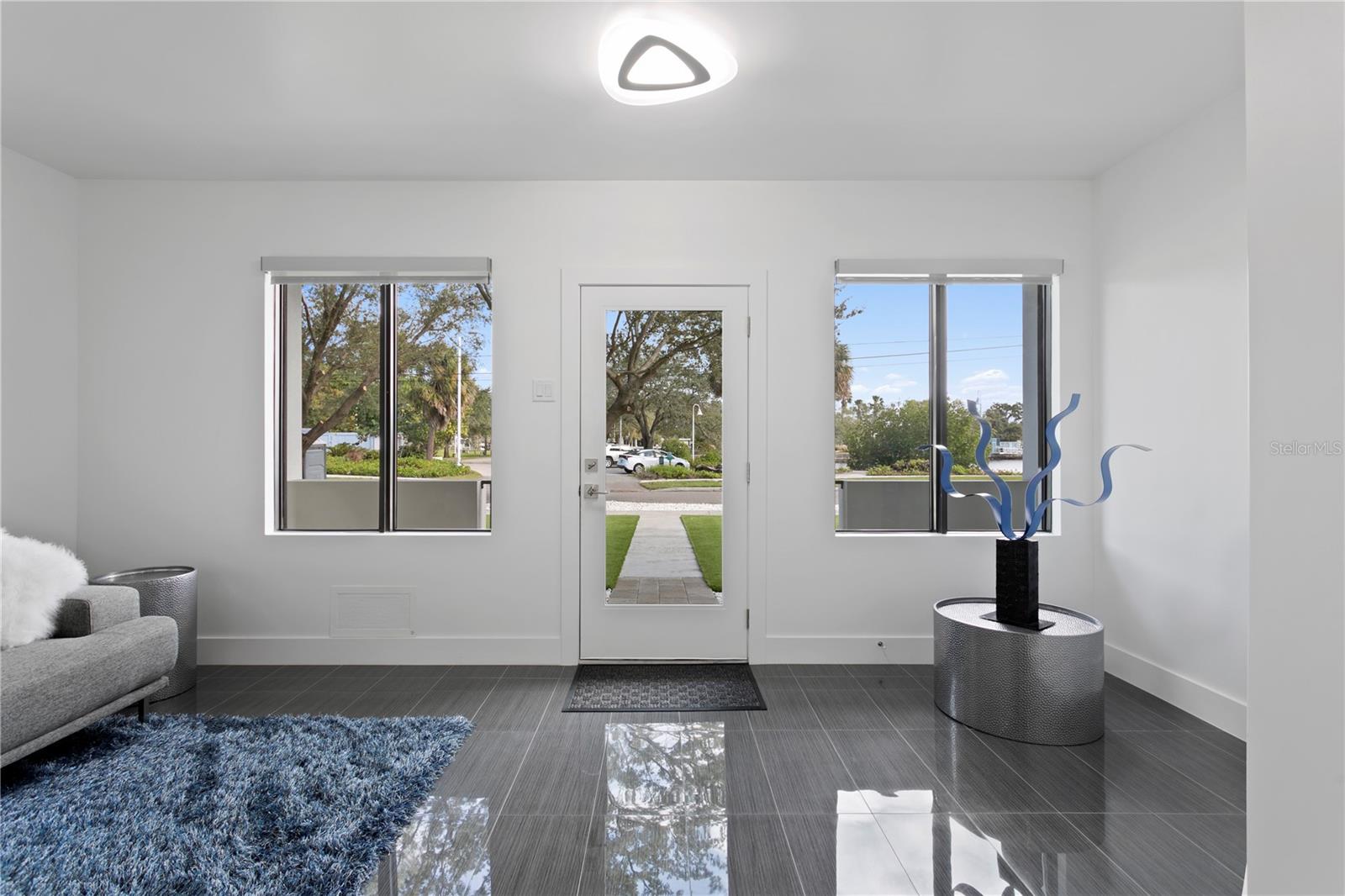 DAVIS ISLAND TWNHMS - Residential