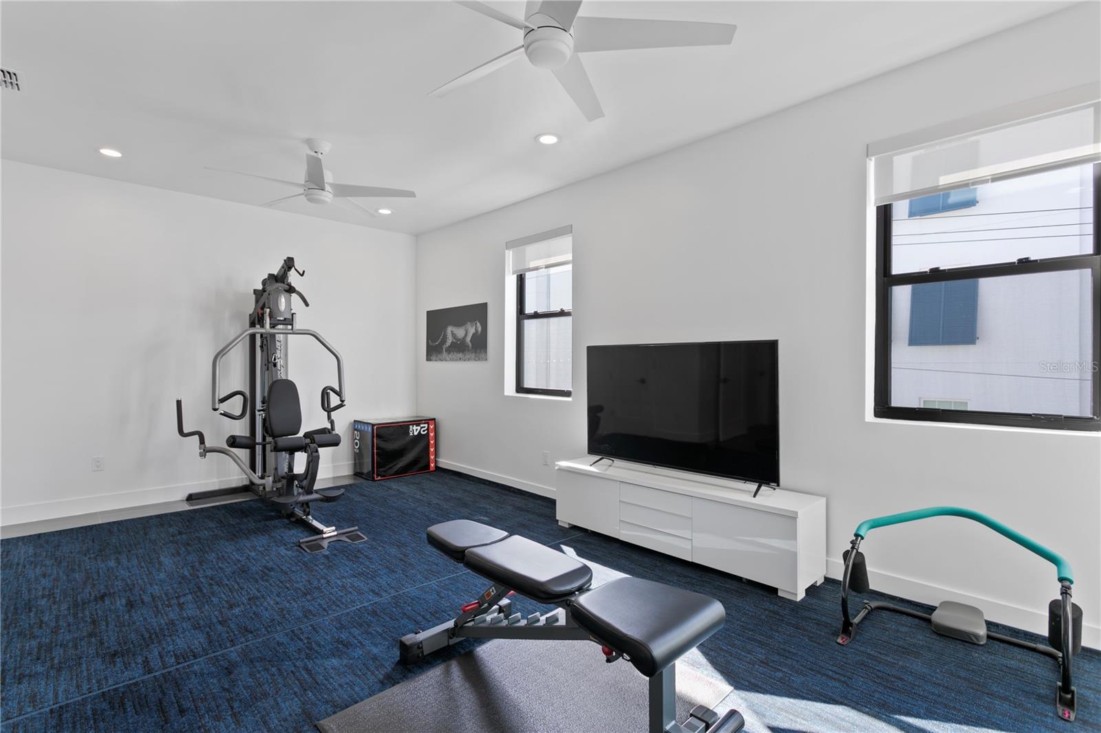 DAVIS ISLAND TWNHMS - Residential