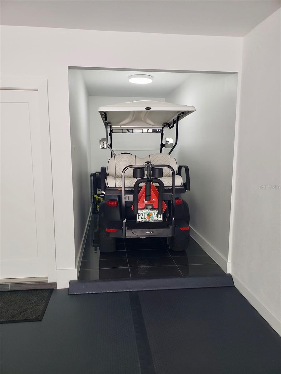 DAVIS ISLAND TWNHMS - Residential