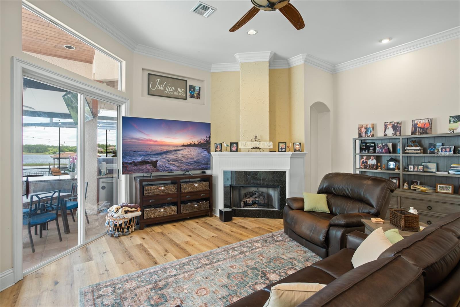 ISLES LAKE HANCOCK - Residential