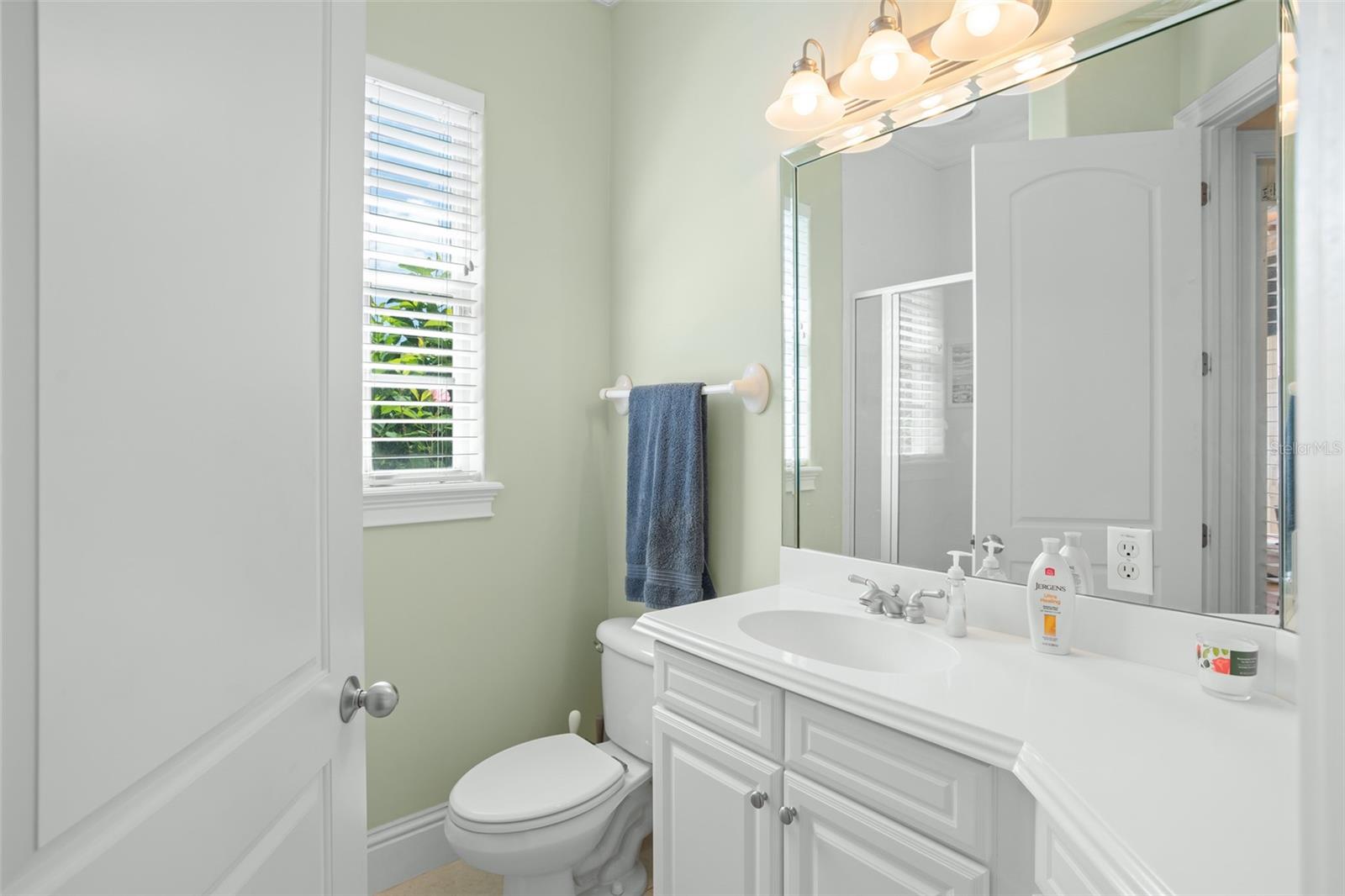 ISLES LAKE HANCOCK - Residential