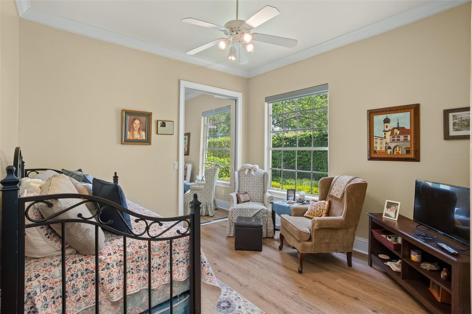 ISLES LAKE HANCOCK - Residential