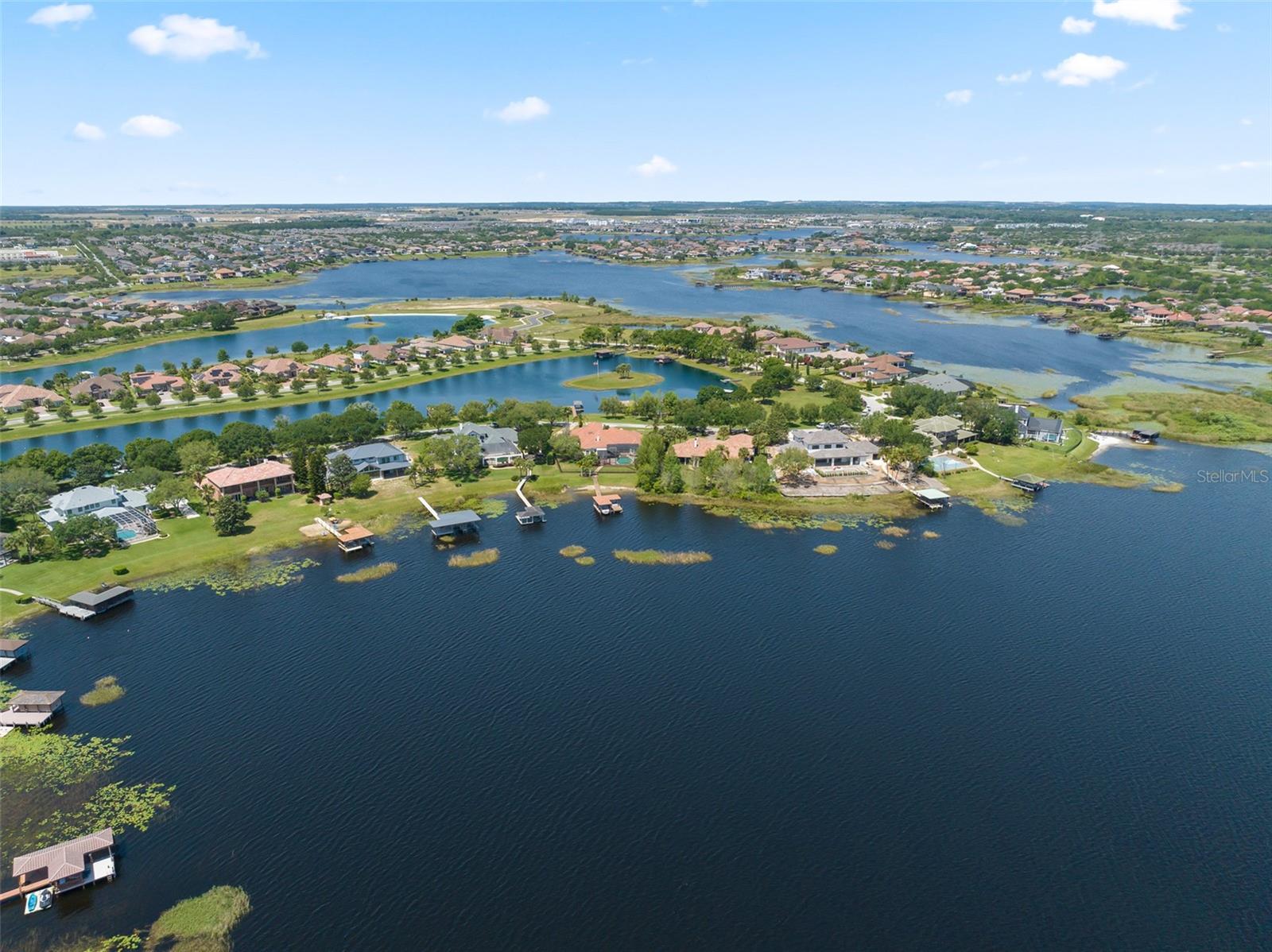 ISLES LAKE HANCOCK - Residential