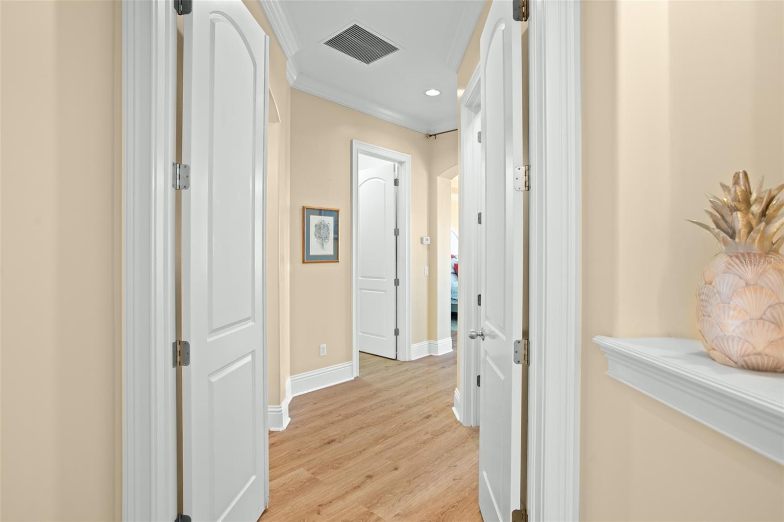 ISLES LAKE HANCOCK - Residential