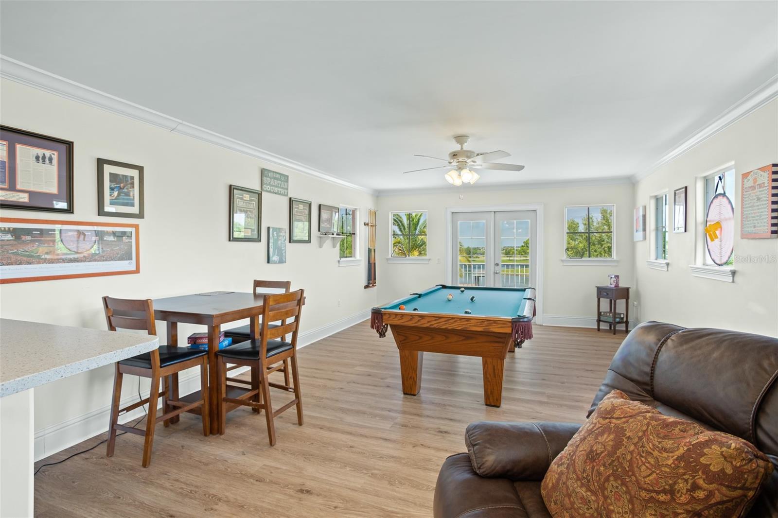 ISLES LAKE HANCOCK - Residential