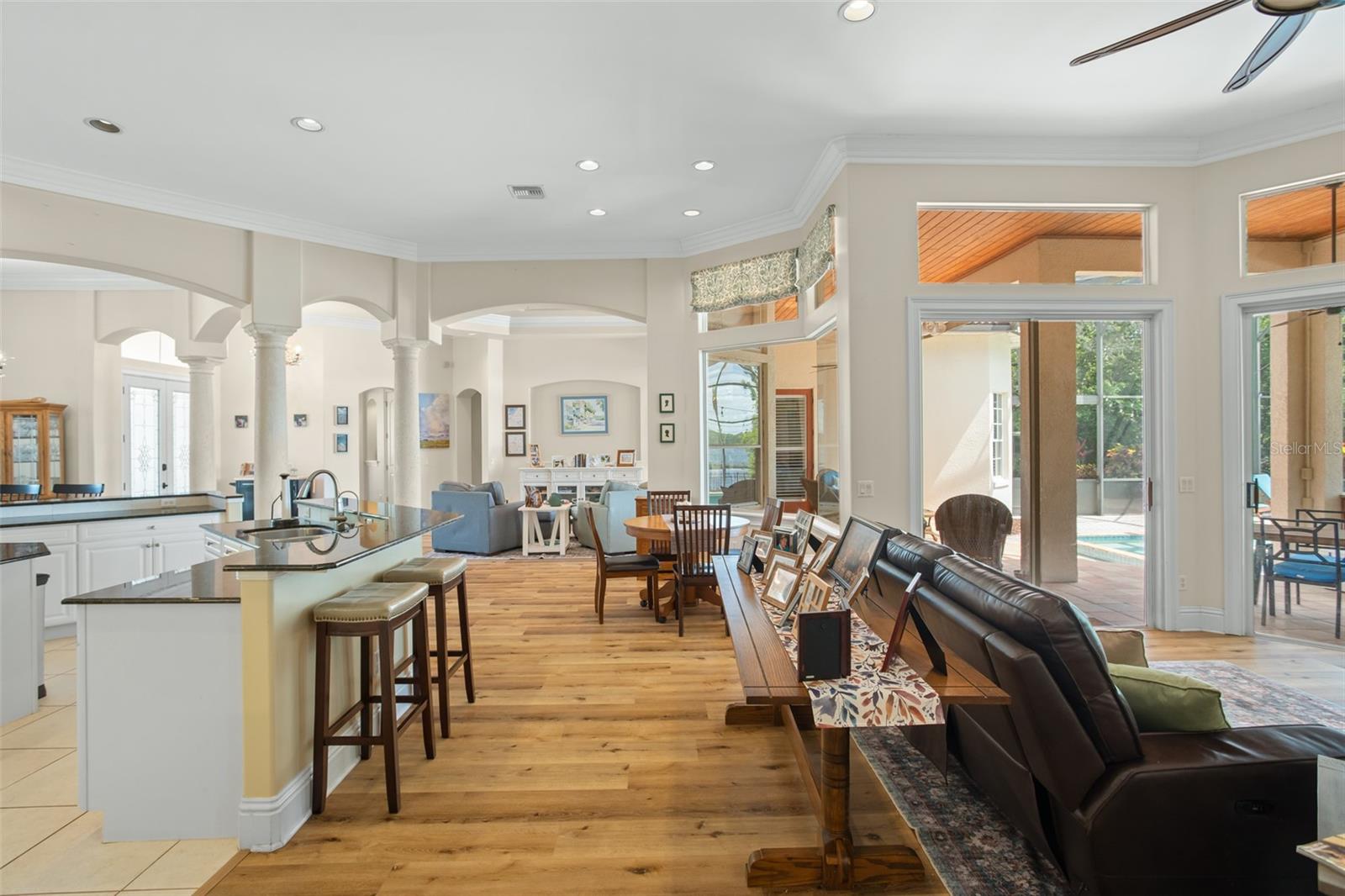 ISLES LAKE HANCOCK - Residential