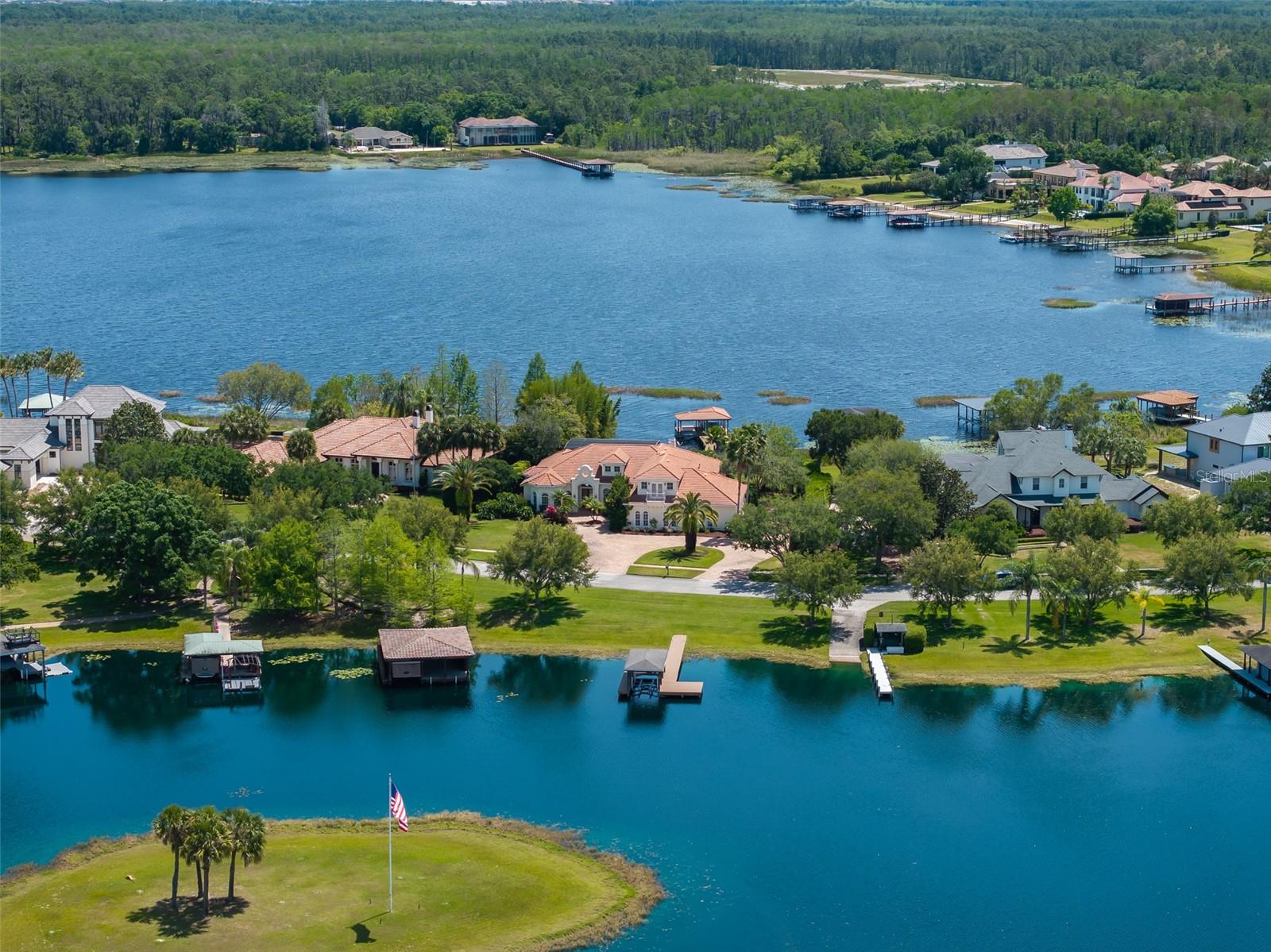 ISLES LAKE HANCOCK - Residential