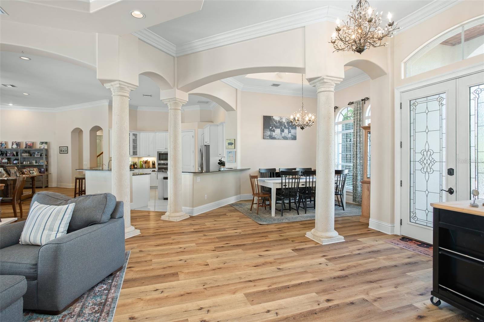 ISLES LAKE HANCOCK - Residential