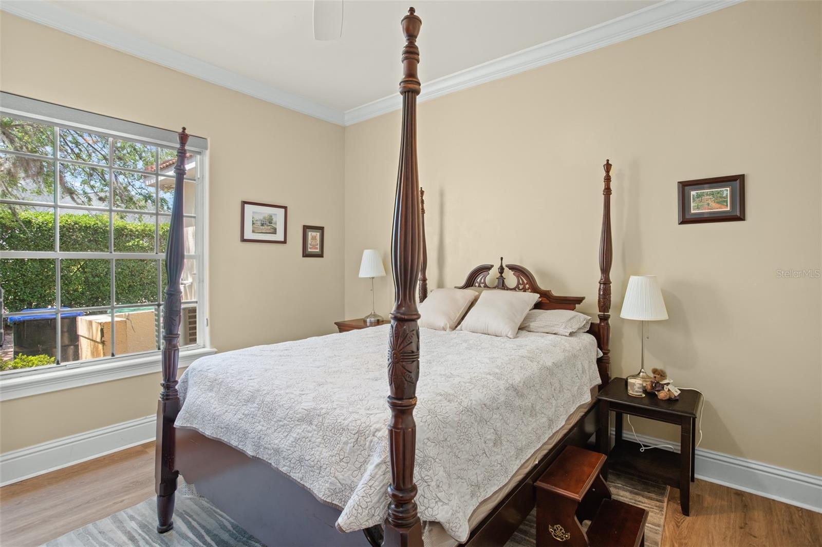 ISLES LAKE HANCOCK - Residential