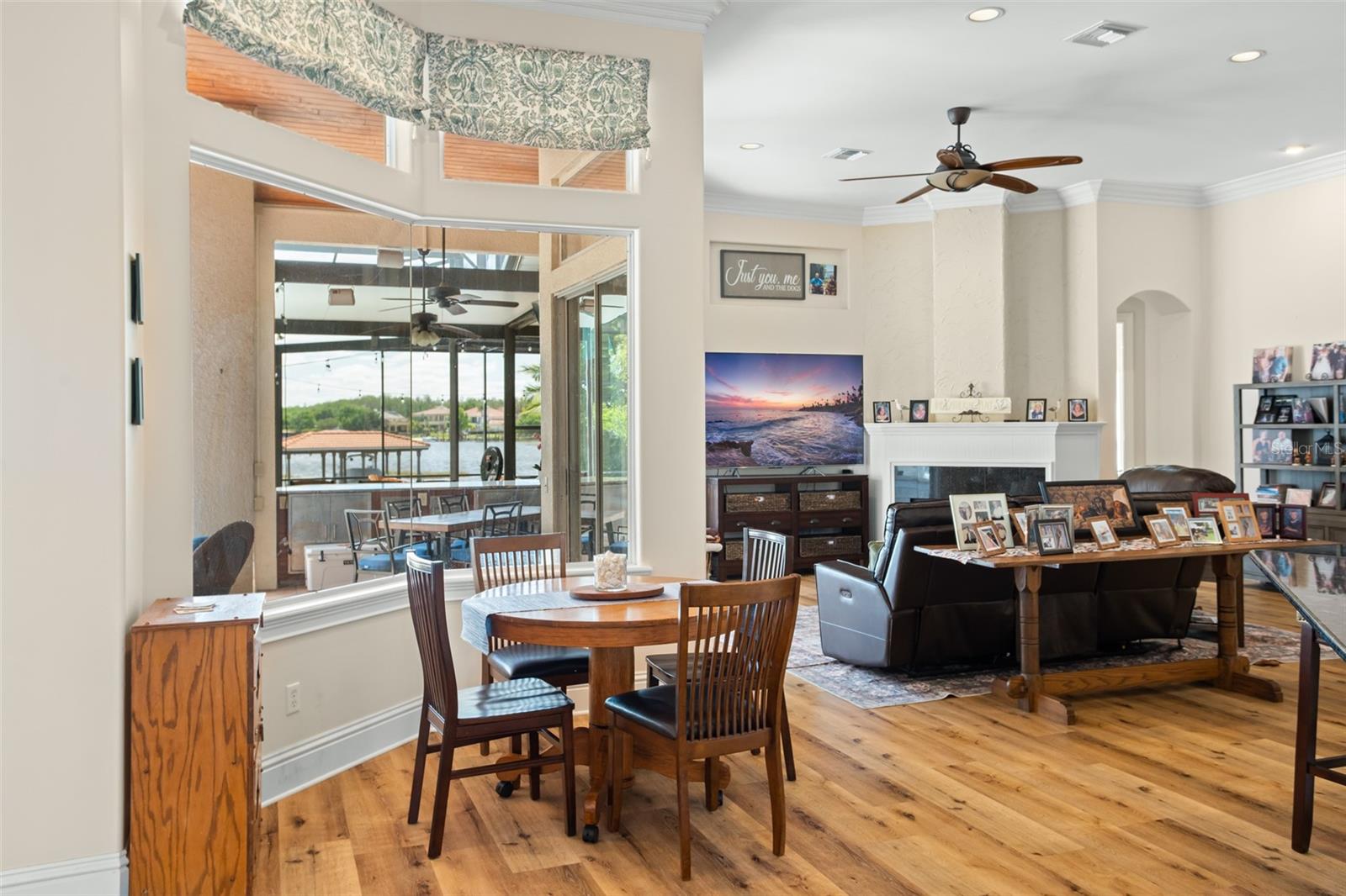 ISLES LAKE HANCOCK - Residential