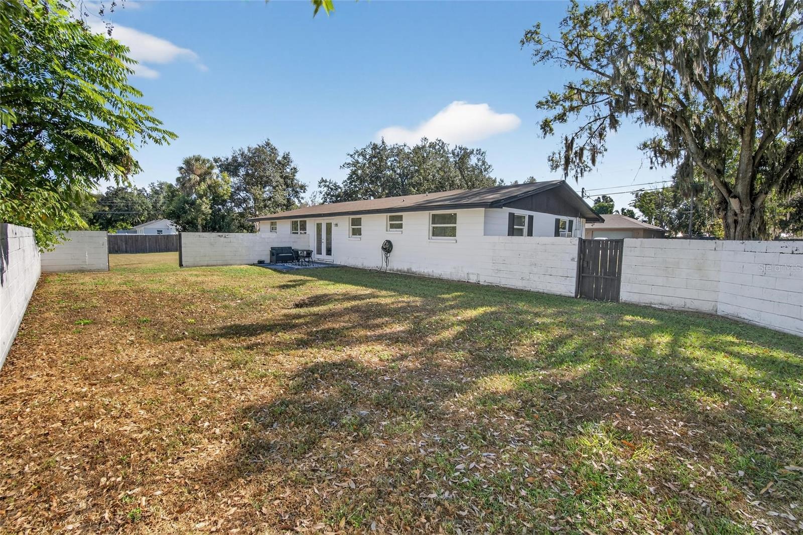 ACREAGE - Residential