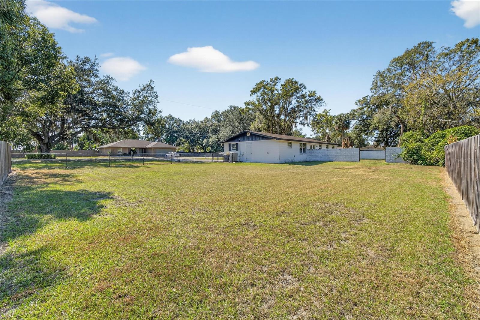 ACREAGE - Residential