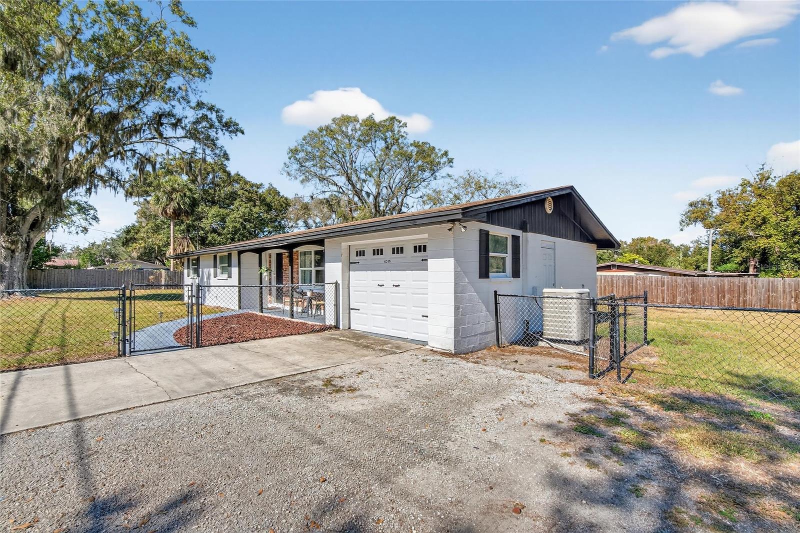 ACREAGE - Residential