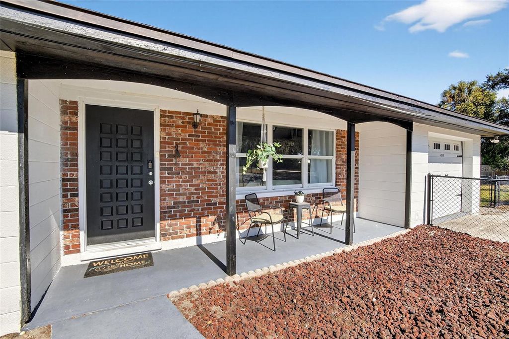 Photo of 4255 Sabal Palm Drive, Mulberry, FL 33860 (MLS # TB8450173)