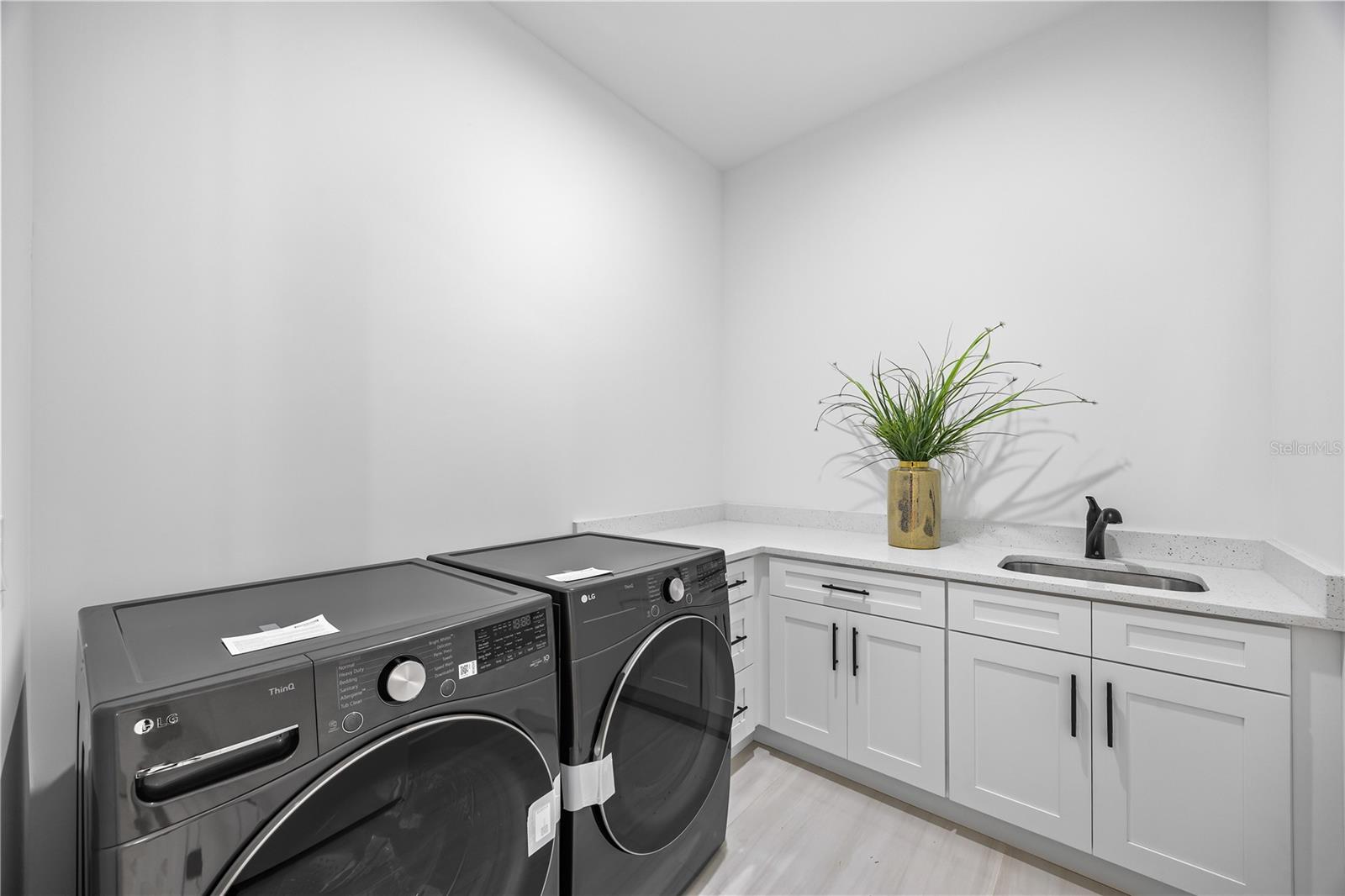 BON AIR - Residential