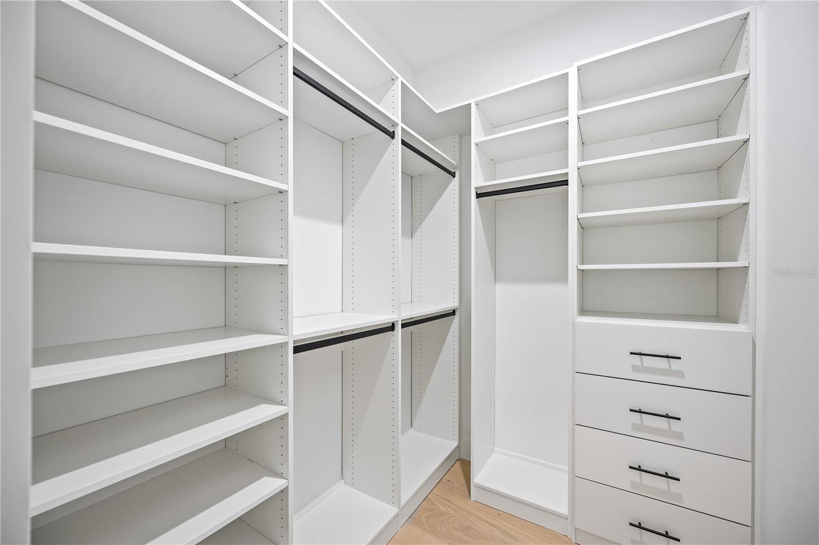 BON AIR - Residential