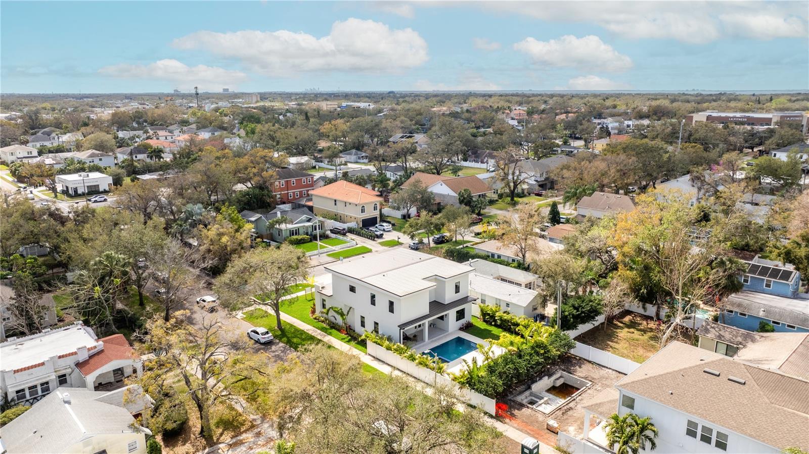 BON AIR - Residential