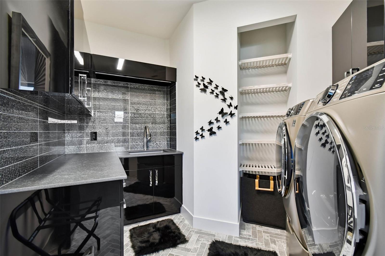 TIERRA VERDE UNIT 1 1ST REP - Residential