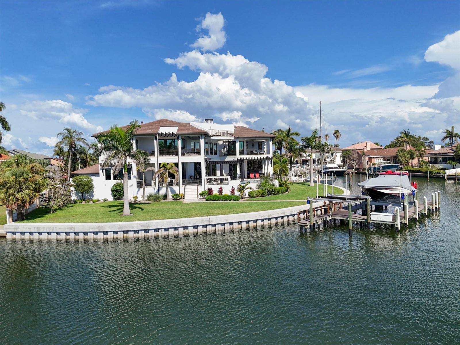 TIERRA VERDE UNIT 1 1ST REP - Residential