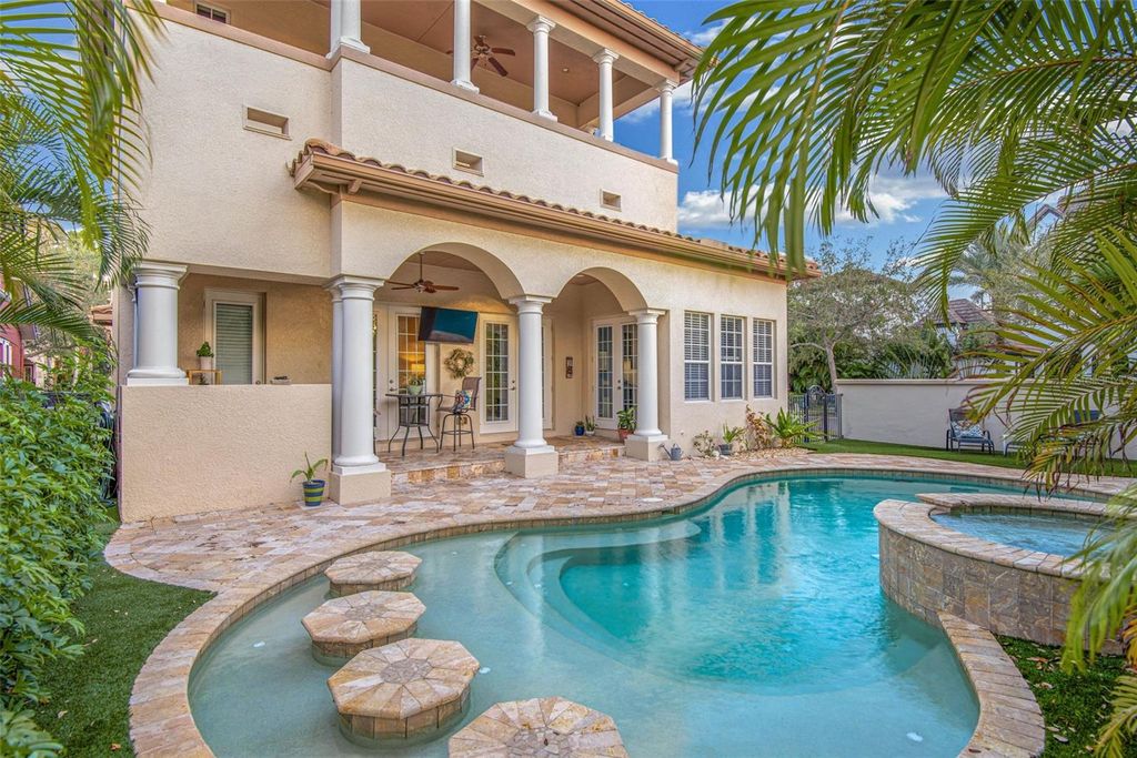 Photo of 6015 YEATS MANOR DRIVE, TAMPA, FL 33616 (MLS # T3436423)