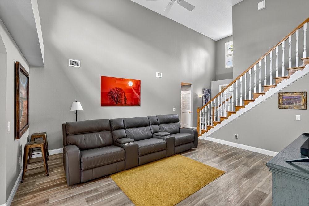SHADOW CROSSINGS UNIT 2 PHASE 1 REPLAT - Residential