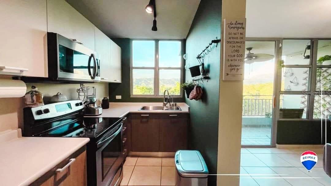 CAMINITO ALTO - Residential