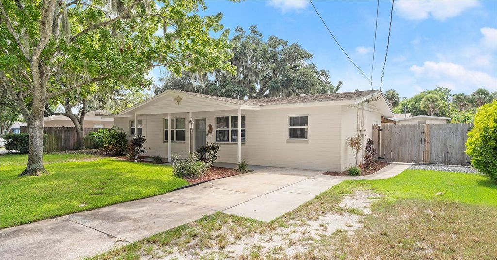 Photo of 358 S Orchard Street, Ormond Beach, FL 32174 (MLS # V4949008)