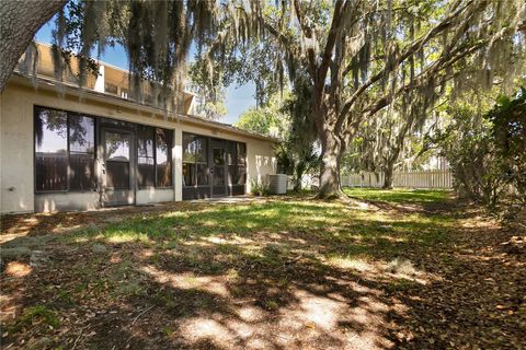 A home in TAVARES