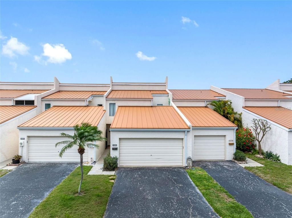 Photo of 4306 Sunray Court, Tampa, FL 33615 (MLS # TB8474105)