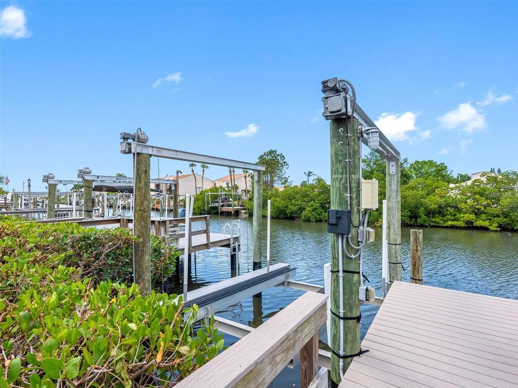 Photo of 4306 Sunray Court, Tampa, FL 33615 (MLS # TB8474105)