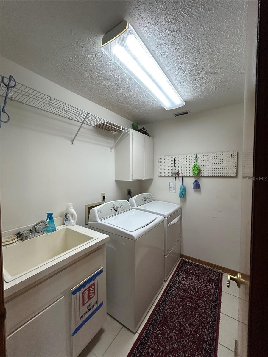 LEEWARD AIR RANCH UN 3 - Residential