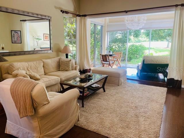 UNIVERSITY PARK - Residential Lease