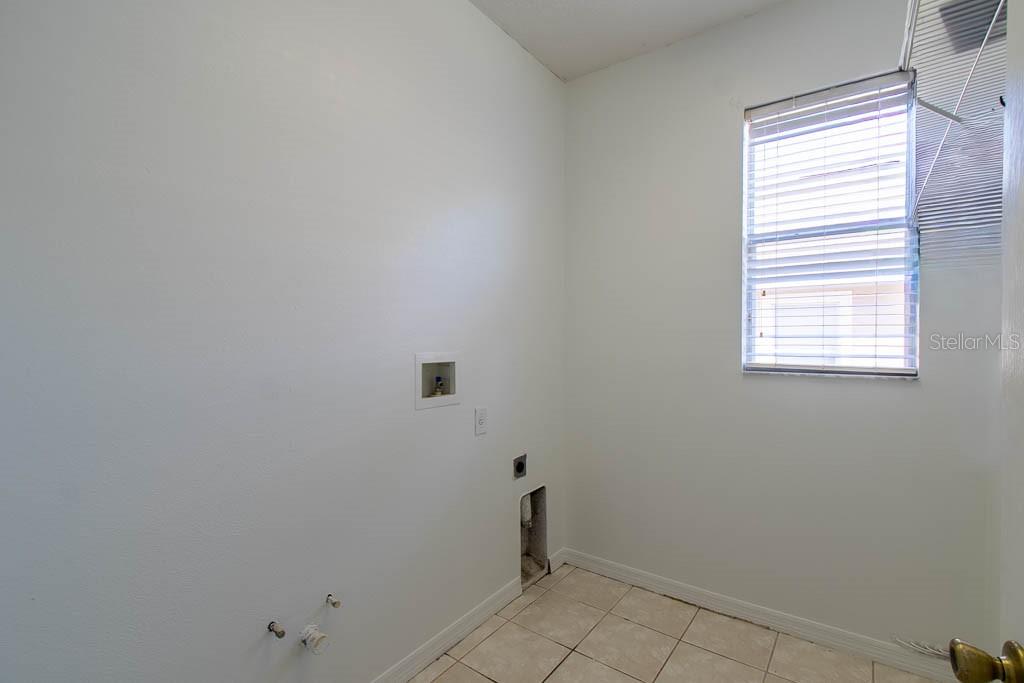 SORRENTO HILLS PH 01 & 02 LT 01 BLK A ORB - Residential