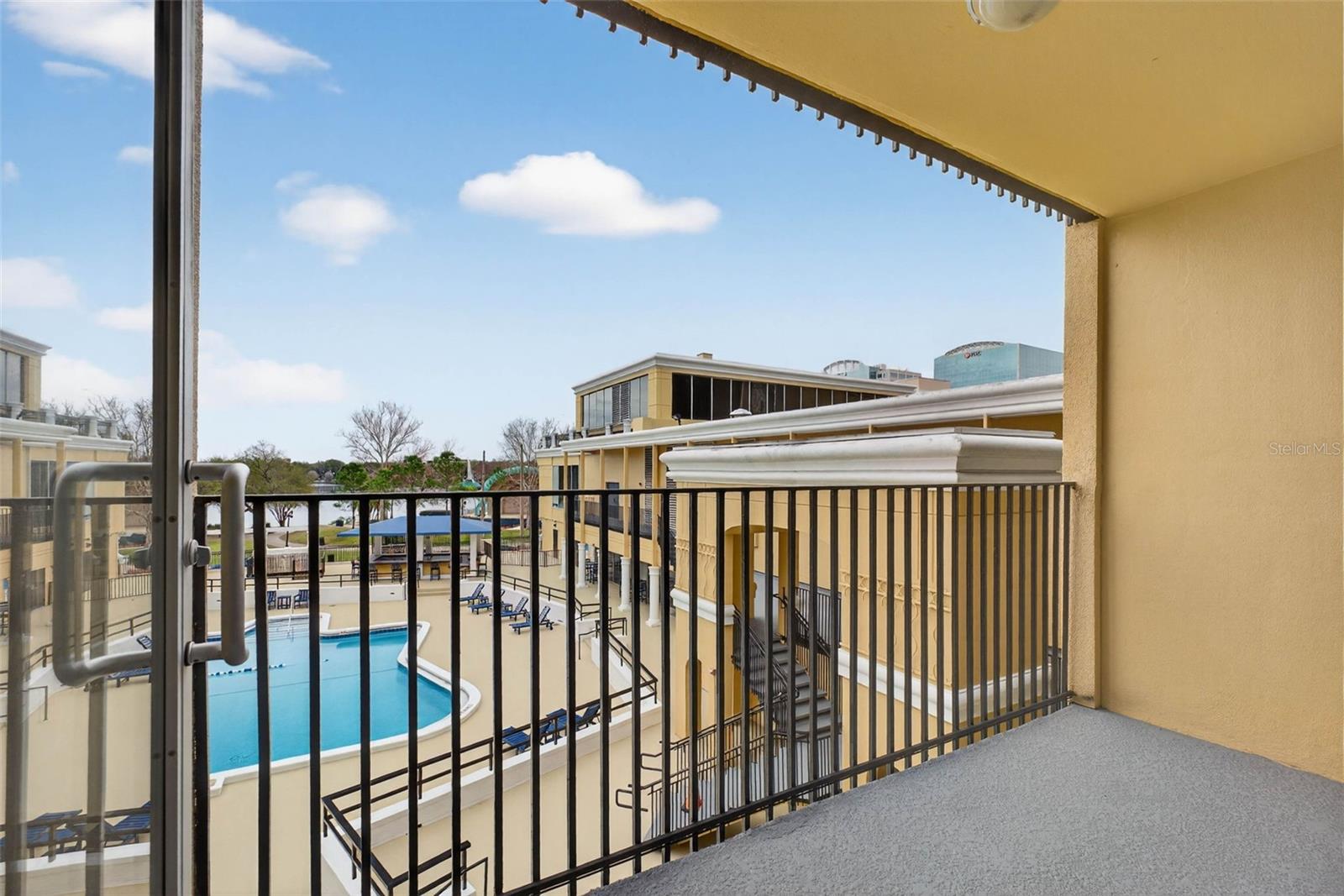 METROPOLITAN/LK EOLA - Residential