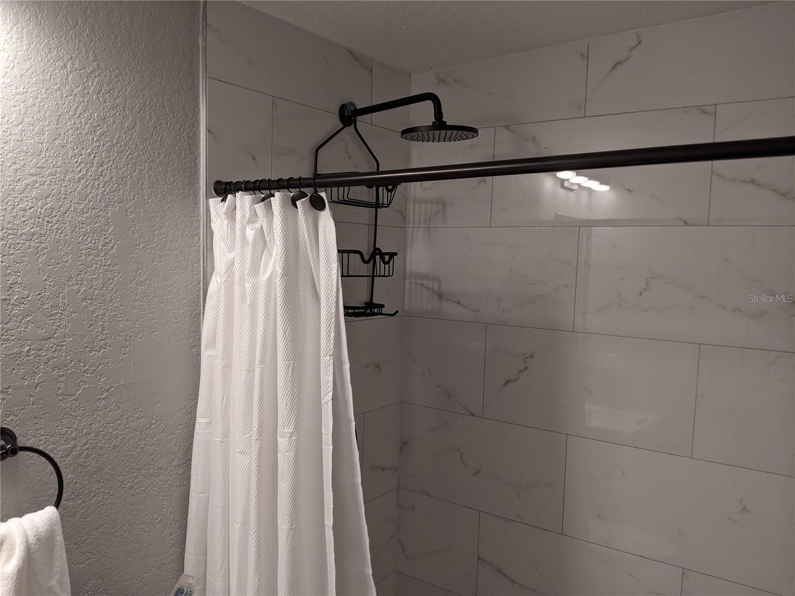 WEST PARK ESTATES UNIT 4 - Residential Lease