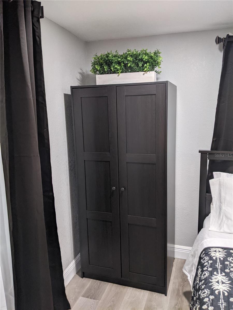 WEST PARK ESTATES UNIT 4 - Residential Lease