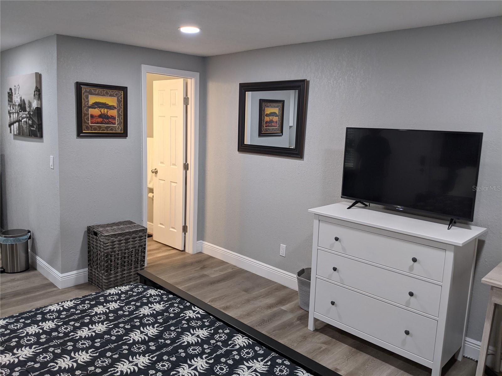 WEST PARK ESTATES UNIT 4 - Residential Lease