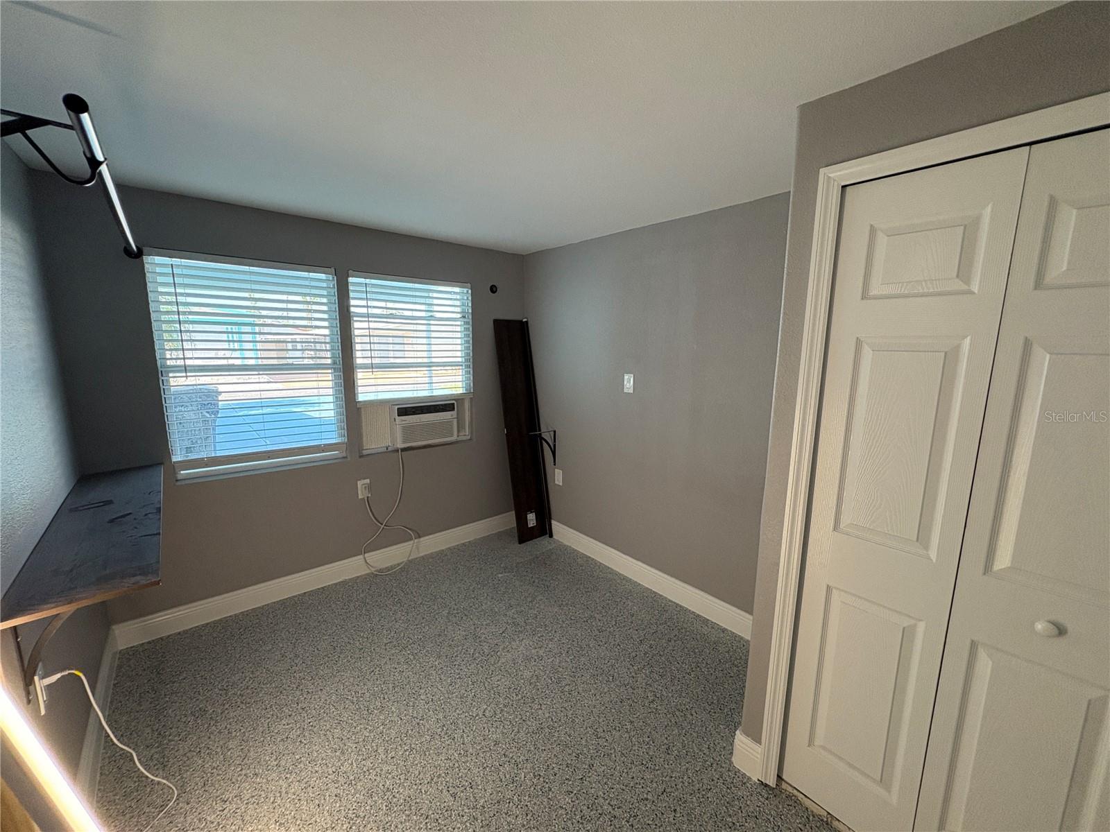 TWIN ISLES ESTATES - Residential Income
