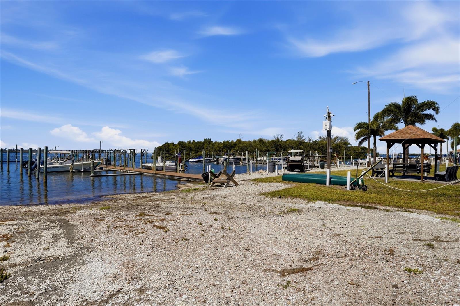 TWIN ISLES ESTATES - Residential Income
